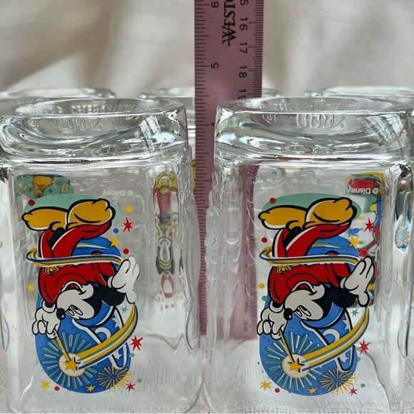 Disney McDonald’s Glasses FOUR PARKS 
Celebration 2000 Set‎ of 5 EUC - Picture 14 of 14